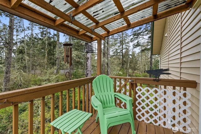 821 Ketch Court, Ocean Shores, WA 98569