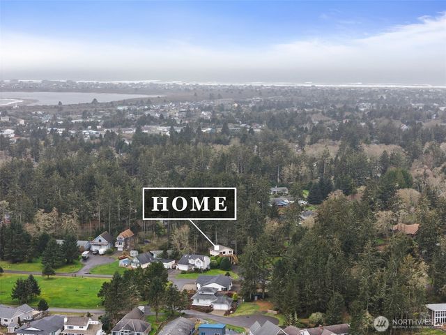 821 Ketch Court, Ocean Shores, WA 98569