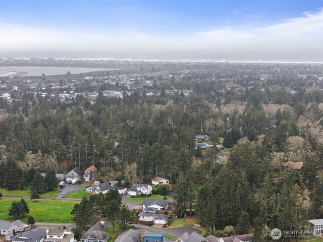 821 Ketch Court, Ocean Shores, WA 98569