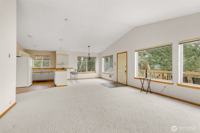 821 Ketch Court, Ocean Shores, WA 98569