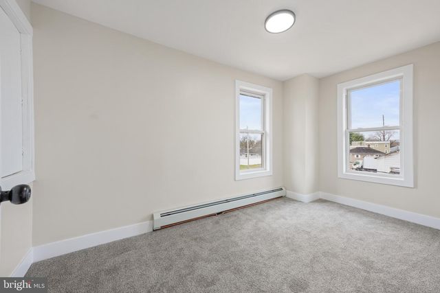 261 B ST, Carneys Point, NJ 08069