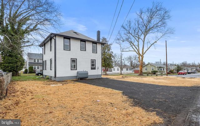 261 B ST, Carneys Point, NJ 08069