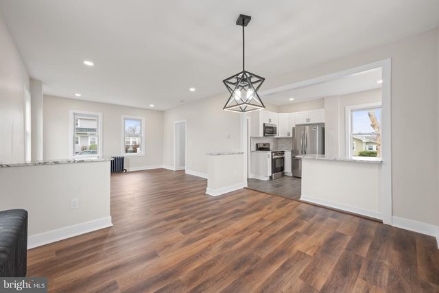 261 B ST, Carneys Point, NJ 08069