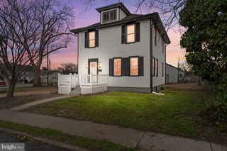 261 B ST, Carneys Point, NJ 08069