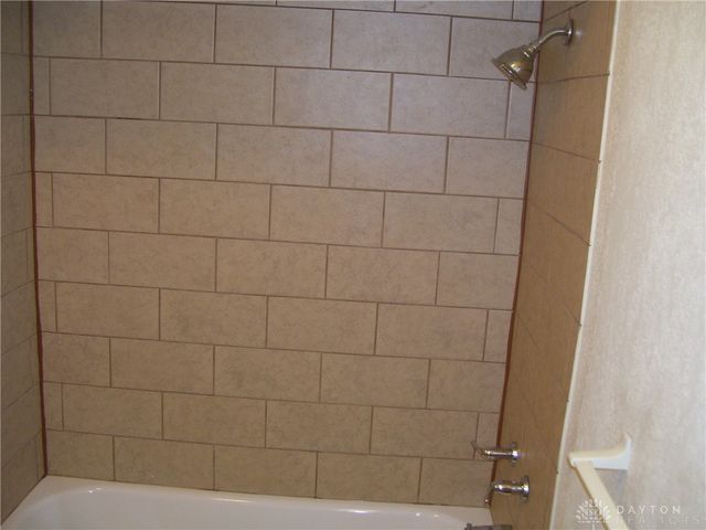 802 Louise, Xenia, OH 45385