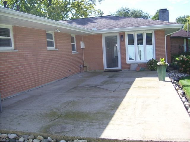 802 Louise, Xenia, OH 45385