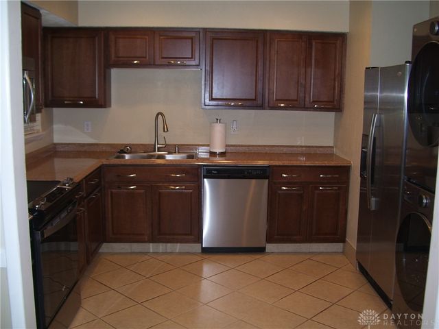 802 Louise, Xenia, OH 45385