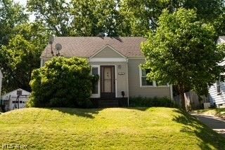 1176 Easton Drive, Akron, OH 44310