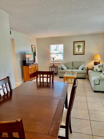 600 SNUG HARBOR Drive A10, Boynton Beach, FL 33435
