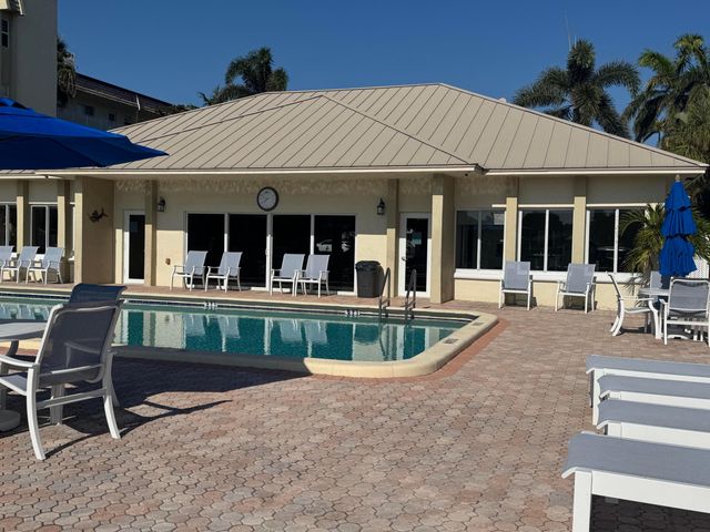 600 SNUG HARBOR Drive A10, Boynton Beach, FL 33435