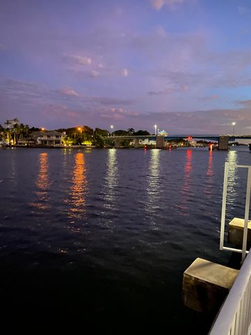 600 SNUG HARBOR Drive A10, Boynton Beach, FL 33435