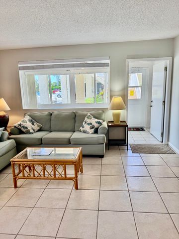 600 SNUG HARBOR Drive A10, Boynton Beach, FL 33435
