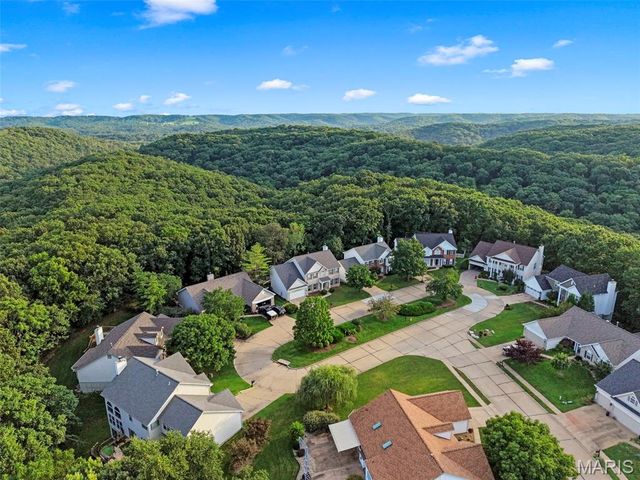 2860 Westridge Oaks Court, Grover, MO 63040