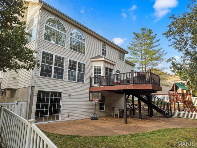 2860 Westridge Oaks Court, Grover, MO 63040