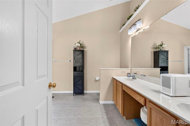 2860 Westridge Oaks Court, Grover, MO 63040