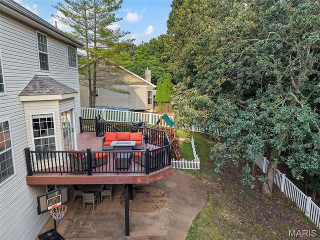 2860 Westridge Oaks Court, Grover, MO 63040