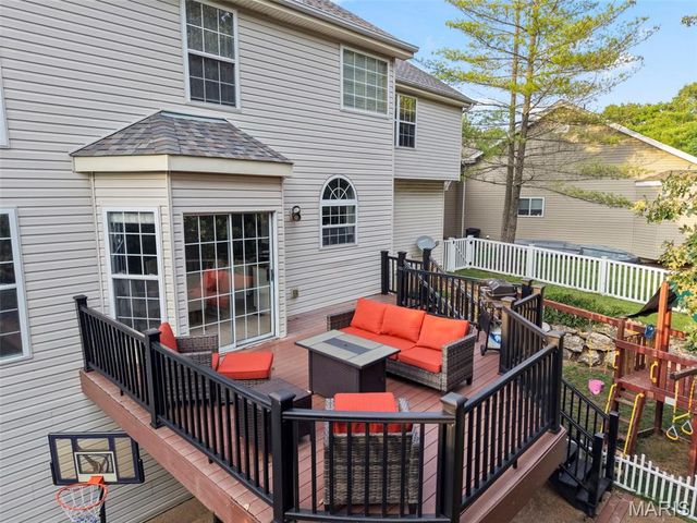 2860 Westridge Oaks Court, Grover, MO 63040