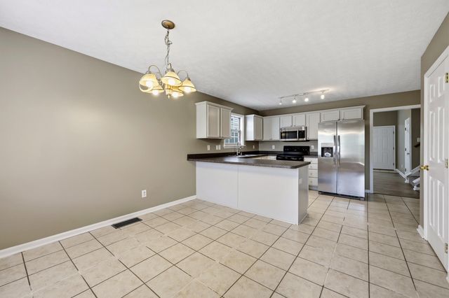 3744 Wargrave Walk, Lexington, KY 40509