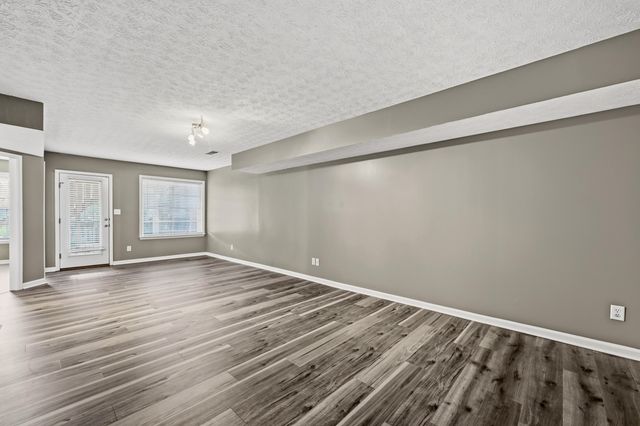 3744 Wargrave Walk, Lexington, KY 40509