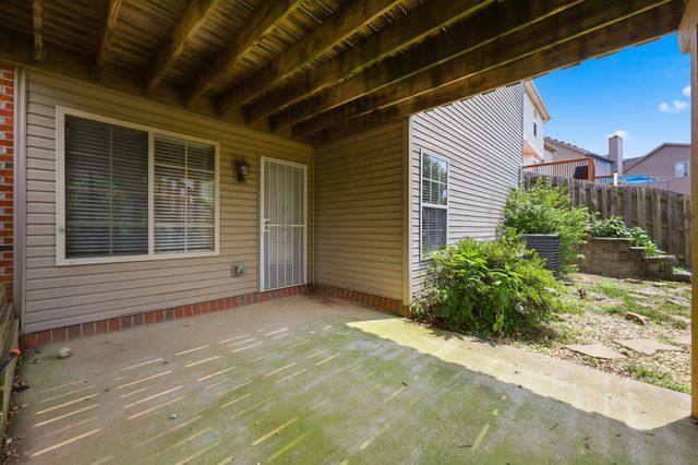 3744 Wargrave Walk, Lexington, KY 40509