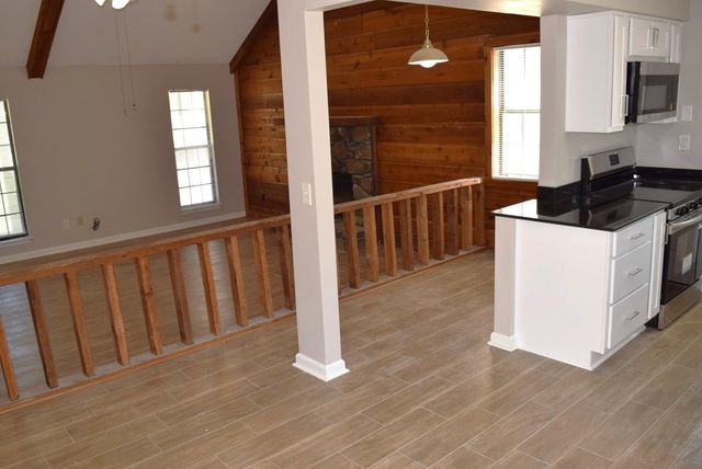 6727 BENT TREE AVE, Memphis, TN 38134