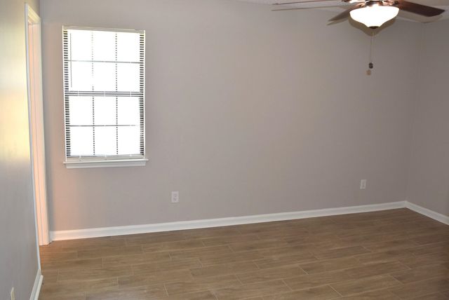 6727 BENT TREE AVE, Memphis, TN 38134