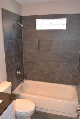 6727 BENT TREE AVE, Memphis, TN 38134