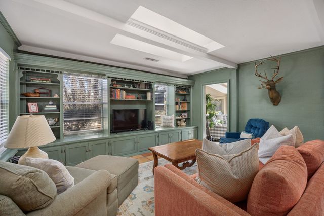 20616 E Grove Club Lake Road, Whitehouse, TX 75791