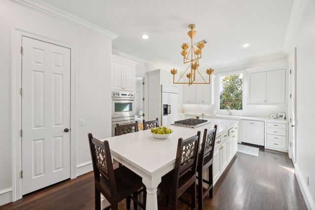 7423 Marquette Street, Dallas, TX 75225