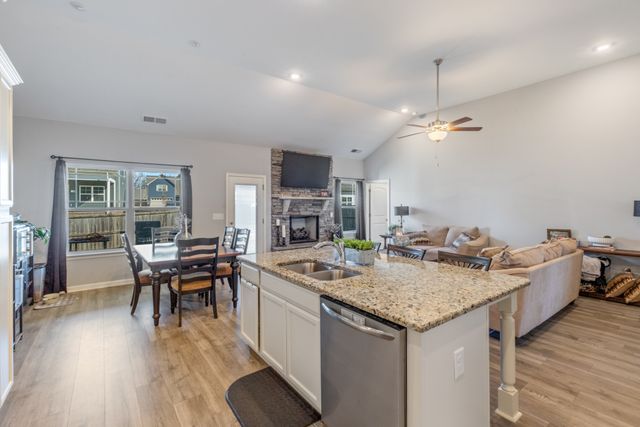 5015 Bobo Ct, Fairview, TN 37062