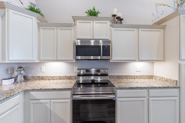 5015 Bobo Ct, Fairview, TN 37062