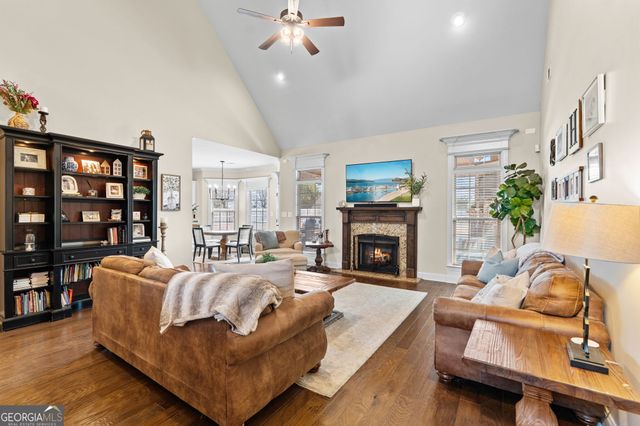 1008 Chattahoochee Drive, Bonaire, GA 31005