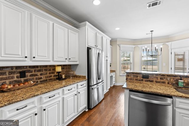 1008 Chattahoochee Drive, Bonaire, GA 31005