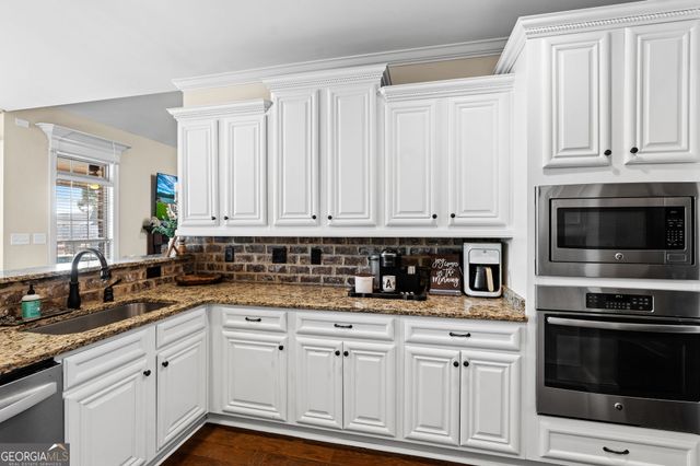 1008 Chattahoochee Drive, Bonaire, GA 31005