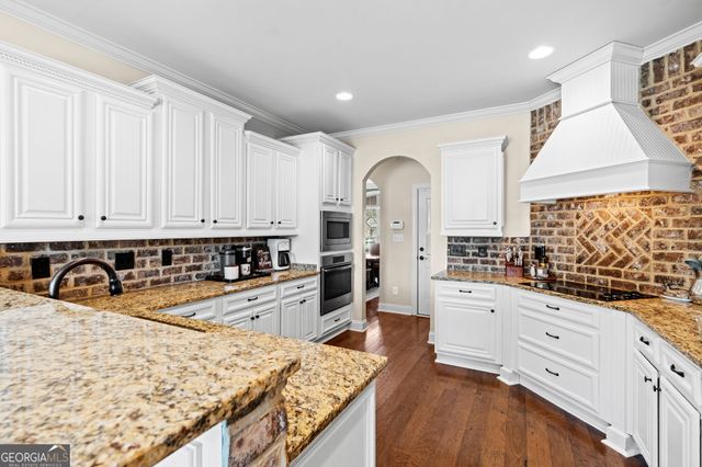 1008 Chattahoochee Drive, Bonaire, GA 31005