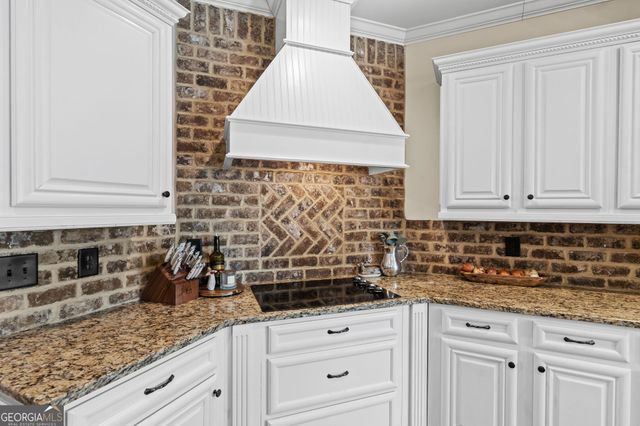 1008 Chattahoochee Drive, Bonaire, GA 31005