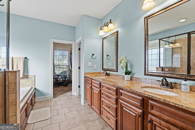 1008 Chattahoochee Drive, Bonaire, GA 31005