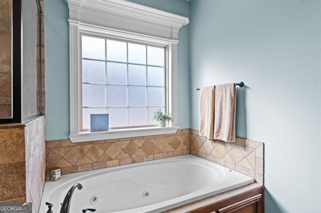 1008 Chattahoochee Drive, Bonaire, GA 31005