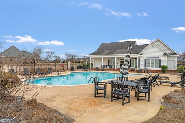 1008 Chattahoochee Drive, Bonaire, GA 31005