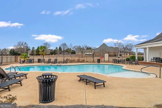 1008 Chattahoochee Drive, Bonaire, GA 31005