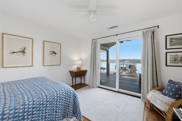 648 Enchanted Isles Drive, Mabank, TX 75156