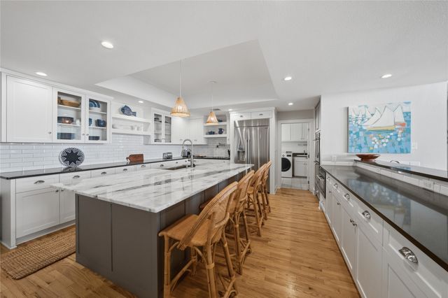 648 Enchanted Isles Drive, Mabank, TX 75156