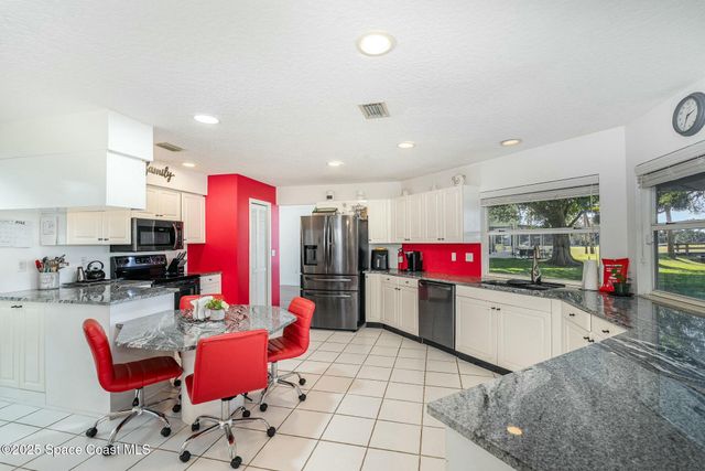 3885 Savannahs Trail, Merritt Island, FL 32953