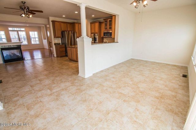 29 Pate Drive, Middletown, NJ 07748