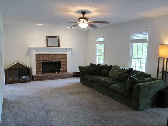 27 Edgar Court, Hiram, GA 30141