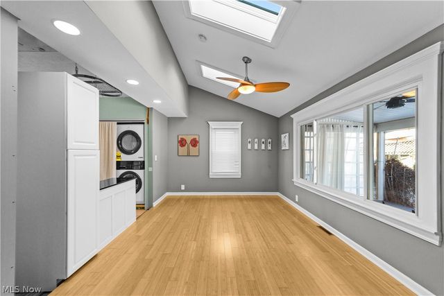 2236 Richland Avenue, Lakewood, OH 44107