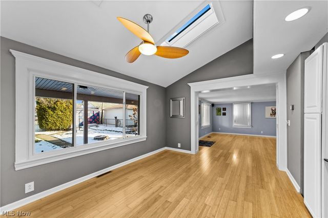 2236 Richland Avenue, Lakewood, OH 44107