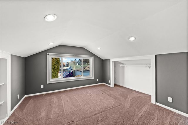 2236 Richland Avenue, Lakewood, OH 44107