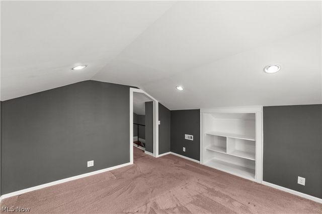 2236 Richland Avenue, Lakewood, OH 44107