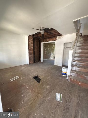 2520 S HOBSON ST, Philadelphia, PA 19142